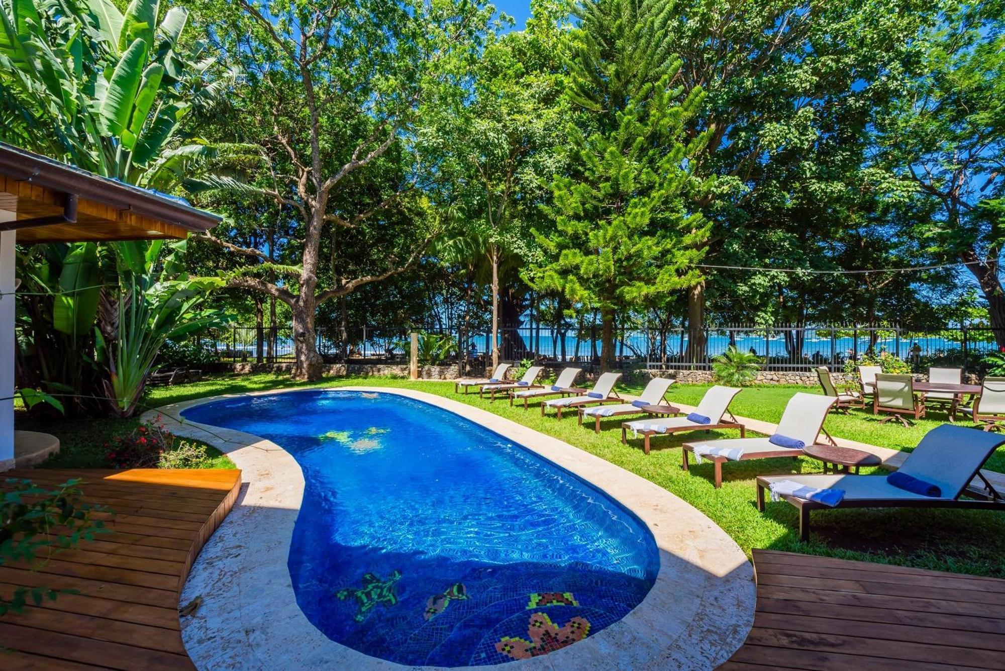 Blue Jewel Oceanfront Private Villa Tamarindo Exterior photo